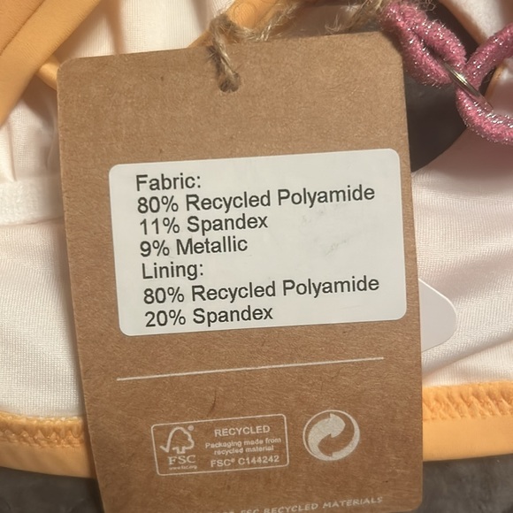 Swimsuit top NWT - Picture 6 of 6